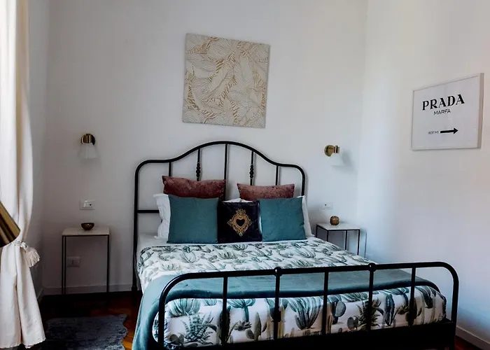 Apartment La Polveriera, Eleganti E Luminosi Vicino Al Colosseo